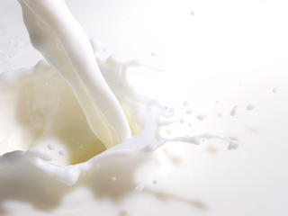 Jóval olcsóbb lesz a tej? A GVH is beszállt az egyszámjegyű inflációs projektbe 