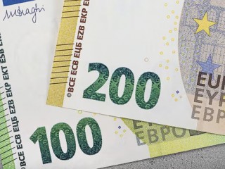 Az euró is számolva jó