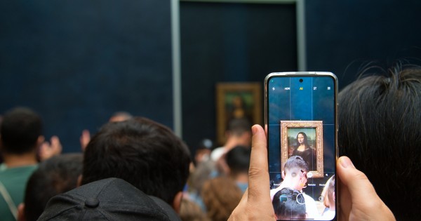 Kis híján megsemmisült a Mona Lisa: csak a szerencsén múlt, hogy túlélte