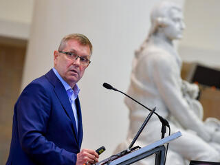 Íme, Matolcsy Györgyék várva várt döntése