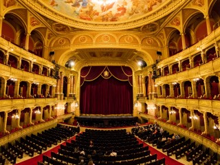 The Show Must Go On: van miért felmennie a függönynek a Magyar Állami Operaházban