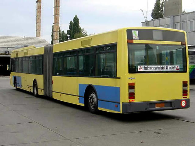Megérkeztek a Van Hool-buszok Budapestre