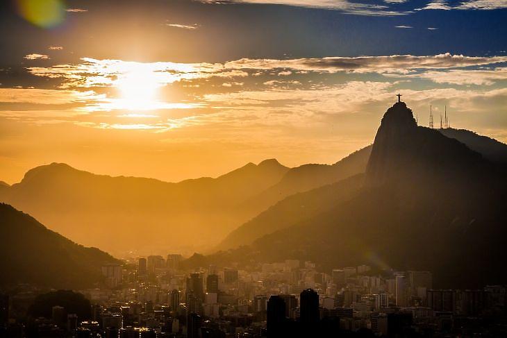Sötét árny telepedett Rio de Janeiro-ra, Brazíliára. (Forrás: Pixabay)