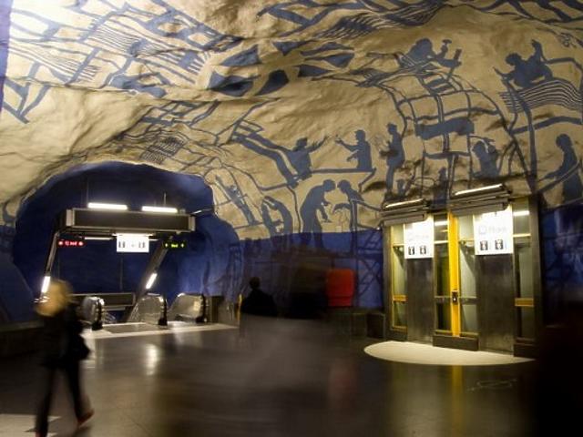 Skandináv-dizájn a metróállomásokon