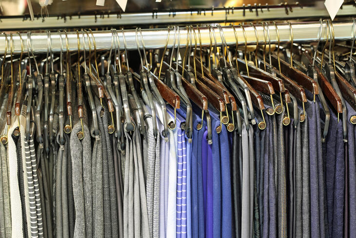 Nem vártak a novemberi akciókra a ruha- és cipővásárlók