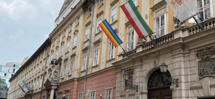 A főpolgármester a városházán első az egyenlők között, sőt talán még több is annál