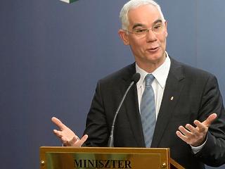 Még többen kaphatnak nyugdíjprémiumot!