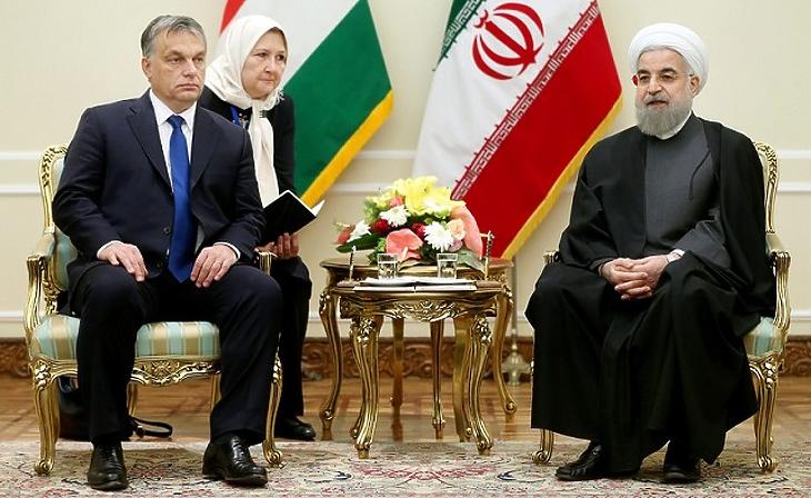 Orbán Viktor találkozója Haszan Róháni iráni elnökkel, még 2015. december 1-jén, Teheránban. (Fotó: Ebrahim Norúzi / MTI/AP)