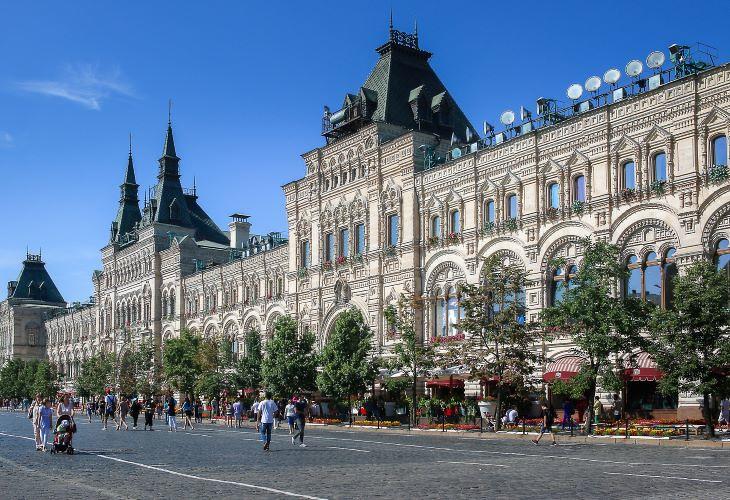 A moszkvai GUM-ban is egymás után bezártak a luxus ruházati üzletek. Fotó: pixabay.com 