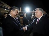 A vörös kód sem riasztotta el a kínai világutazókat, hogy végre láthassák Budapest csodáit