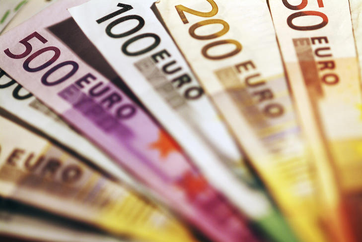 Estére sajnos gyengült a forint