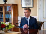 Magyar Péter lemondta egy fontos osztrák programját