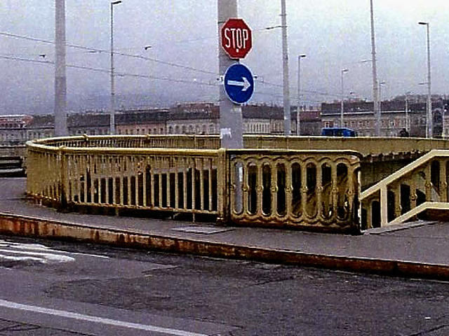 Így rohad szét a Margit-híd
