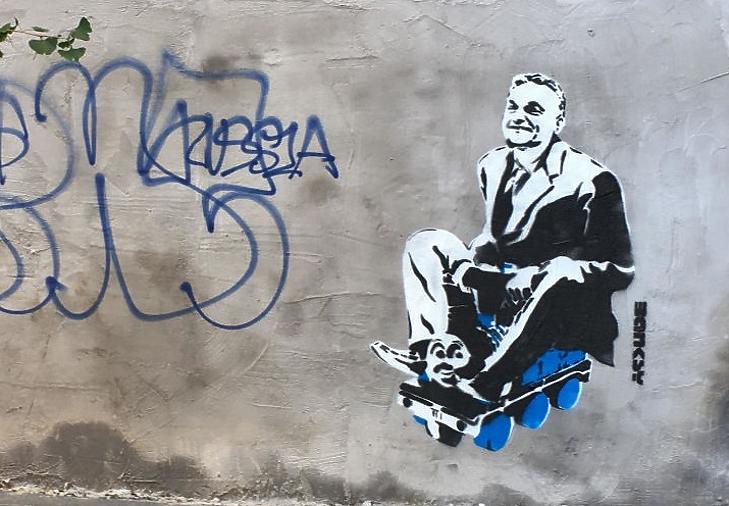 Megfigyelőkkel és diszpécserekkel turbózott graffiti-eltüntetőket keres az FKF