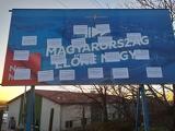 Törvénysértők voltak a "Magyarország előre megy, nem hátra"-szlogenes választási plakátok?