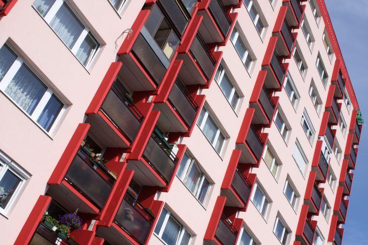 Debrecenben a panel- és téglalakások ára is a lélektani határ fölé emelkedett