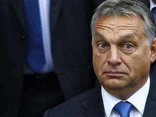 Még mindig élen az Orbán-kormány: agyonadóztatják a fizetéseket