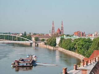 Idén sem kezdik el a szegedi vasút kipofozását, de a Tisza Pártnak vannak tervei