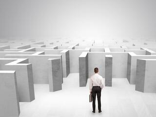 Nem csődhullám, hanem csendes cégfogyás zajlik Magyarországon