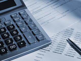 Romlott a kormányzati szektor egyenlege