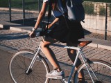 A fideszes polgármester hirtelen nagyon megszerette a bicikliutat, ami szerinte a budapesti vezetés miatt nem valósul meg