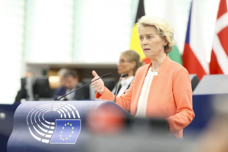 Ursula von der Leyen az EU helyzetét értékelő beszéde közben az EP-ben Strasbourgban 2023. szeptember 13-án. Fotó: EP    