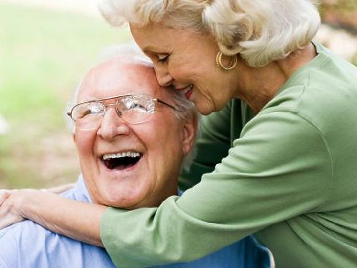 Boldog nyugdíjasok