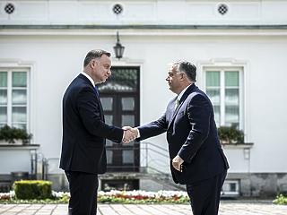 Orbán Viktor szerint kritikus fontosságú volt Andrzej Duda győzelme