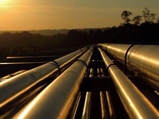 Baj van Magyarország szomszédjában – a Mol drasztikus lépésre készül