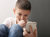 Döbbenet: a Covid miatt többszörösére nőtt a 7-10 évesek szexuális online zaklatása