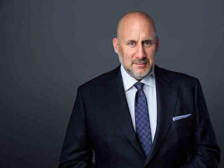 Az ország hitelminősítéséről is tárgyalt a 4iG-vezér Davosban