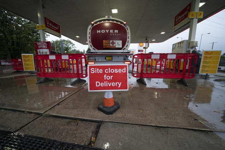 Angliában tavaly ősszel volt benzinhiány. Fotó: MTI/AP/Jon Super