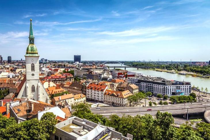 Nem csak Bratislavában, egész Szlovákiában pörgetik az oltási kampányt. Fotó: Depositphotos