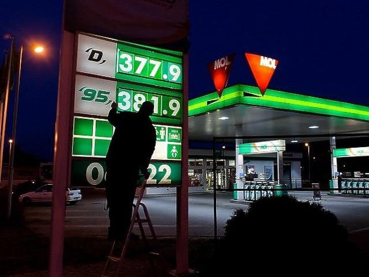 Mi lesz a benzinkutasokkal? - fotó: MTI