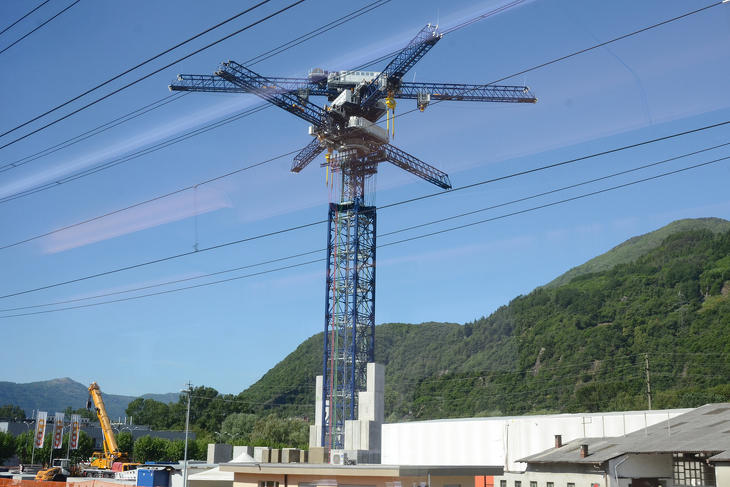 Az Energy Vault működő, kísérleti tárolója Svájcban. Fotó: Energyvault