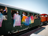 Házhoz vitte a Momentum a Pride-ot, de nem akárhová