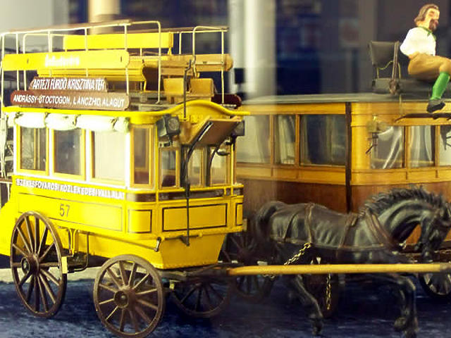 Az első pesti omnibuszok modellje
