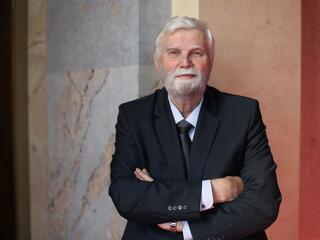 Most élőben kérdezheti Mellár Tamást – a Klasszis Klub Live-ban