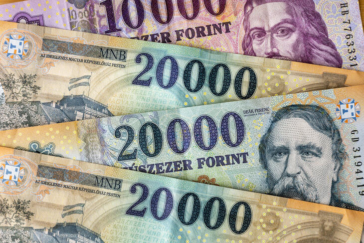 Kedden már kezdi jobban érezni magát a forint