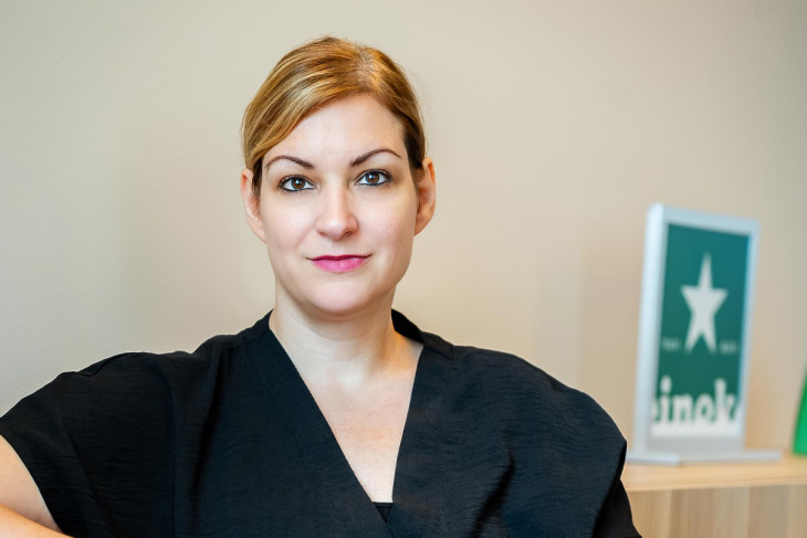 Orosz Anna korábban dolgozott az Egis Gyógyszergyárnál, a Lufthansa Systemsnél és a Bristol Myers Squibbnél is