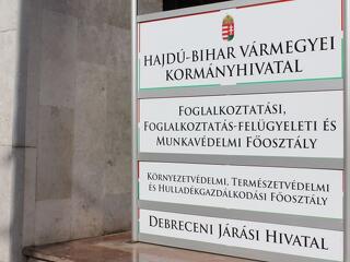 Navracsics Tibor végre rendet tesz a kormányablakokban