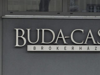 Több milliárd EU-s támogatás úszott el a Buda-Cash csődje miatt