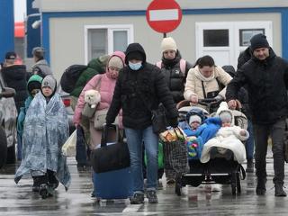 Nem apad az Ukrajnából érkezők áradata, újabb 12 ezer ember érkezett