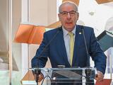Ajándékban úszik a Sándor-palota: Sulyok Tamásék nem fukarkodtak