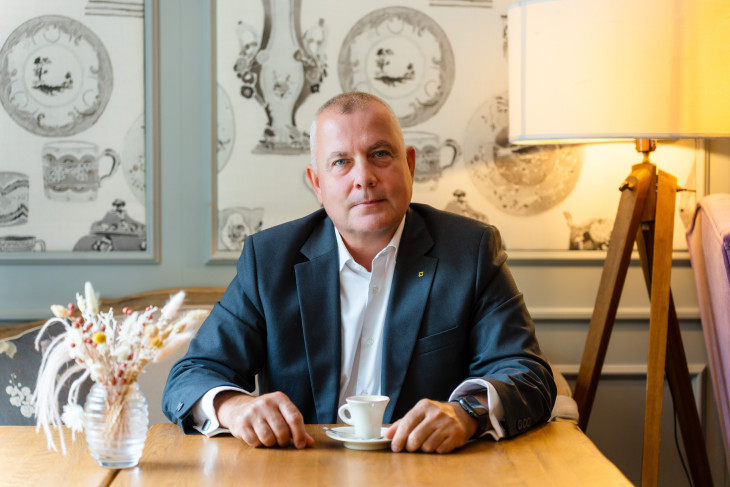Bálint Attila, a Raiffeisen Bank privátbanki üzletágának ügyvezető igazgatója 