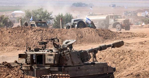 Kis-Benedek József: porig fogják rombolni Gázát