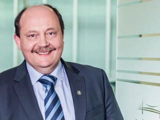 Csuhaj V. Imre