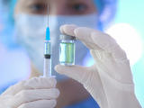 Újabb vakcinát szabadít Európára az Ursula von der Leyen vezette testület