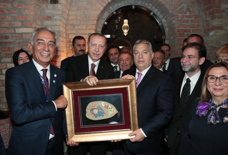 Adnan Polat Erdogan török elnökkel és Orbán Viktorral 2018 októberében. Fotó: török elnöki hivatal