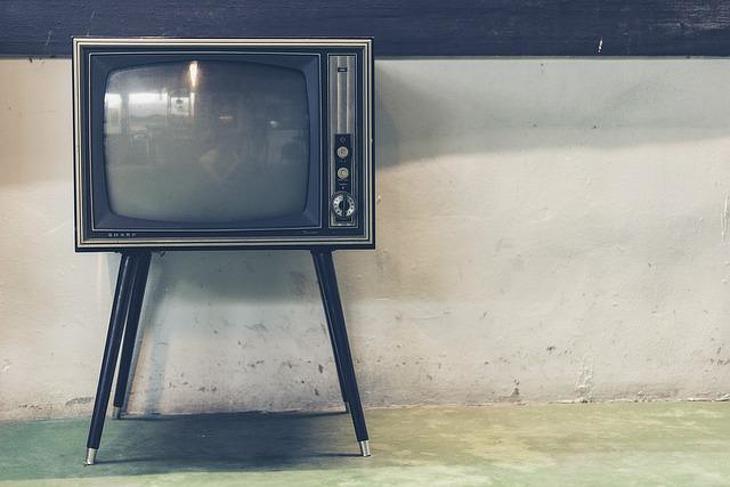 A magyarok még mindig a tévét választják. Fotó: Pixabay